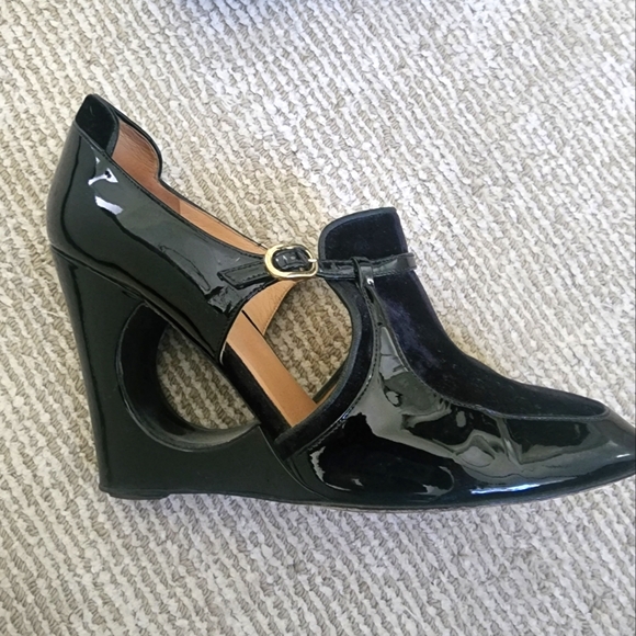 Womens Valentino Shoes - Picture 3 of 5